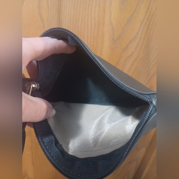 NWOT black Leather crossbody bag - Picture 3 of 7